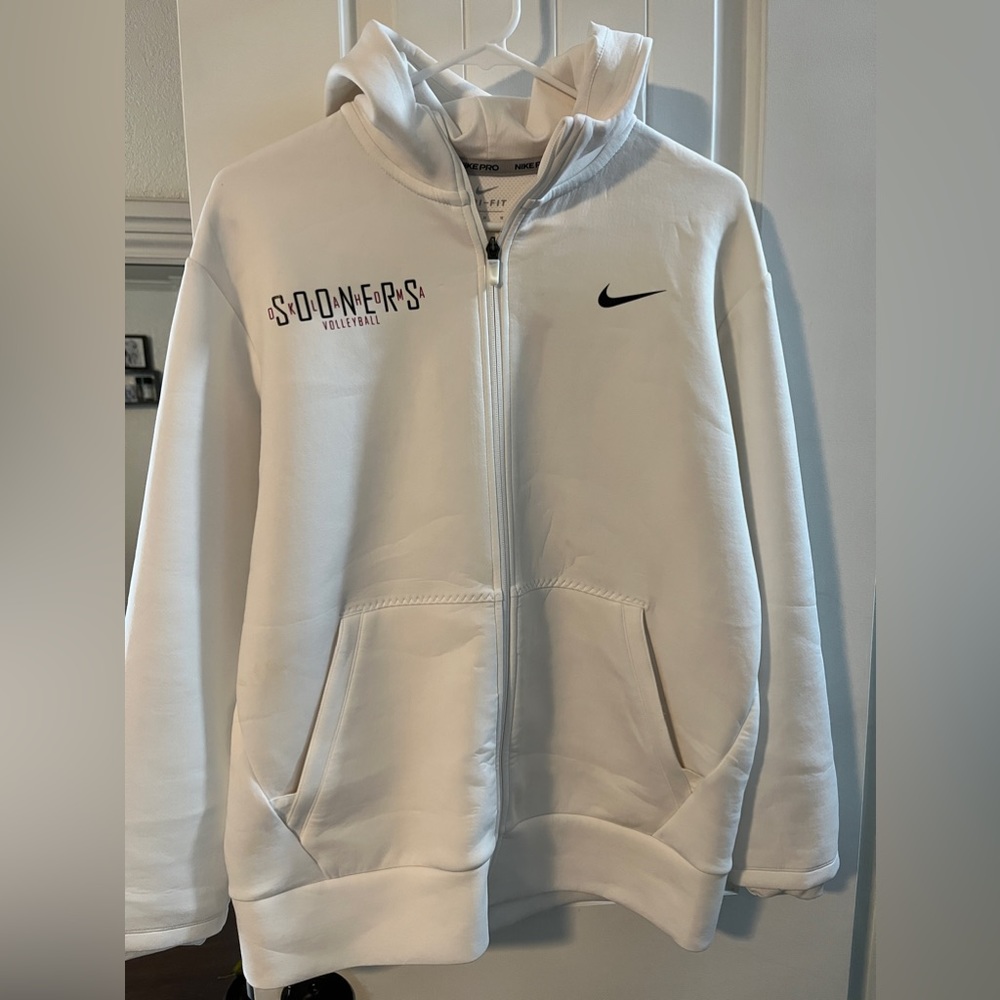 White zip down Oklahoma sweatshirt
